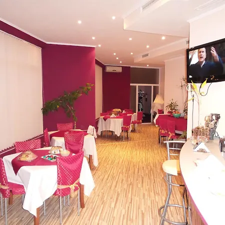 Paradise Golden Sands