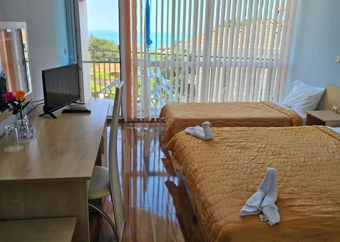 Paradise 호텔 골든샌드